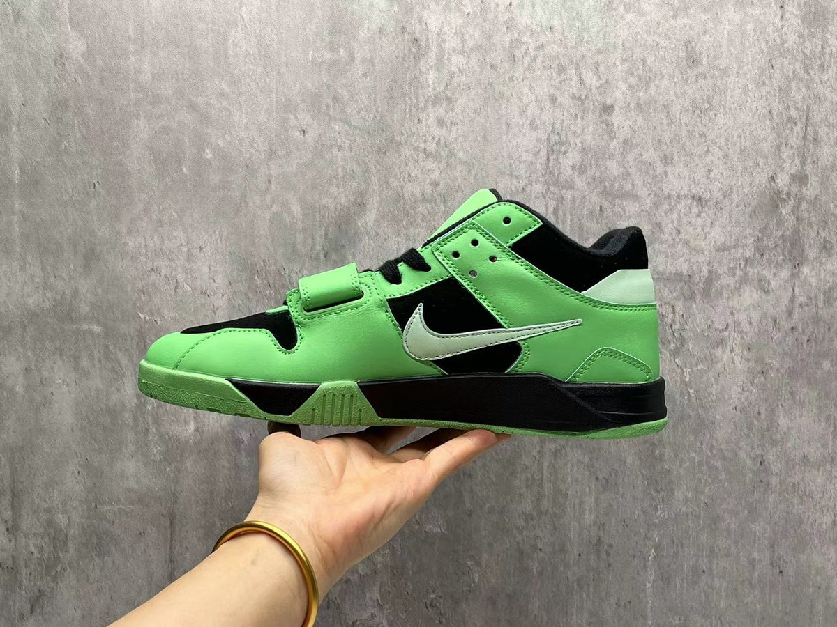 TS Sneakers – All Green