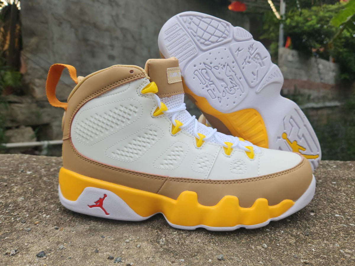 Air Jordan 9 White & Ochre Sneakers