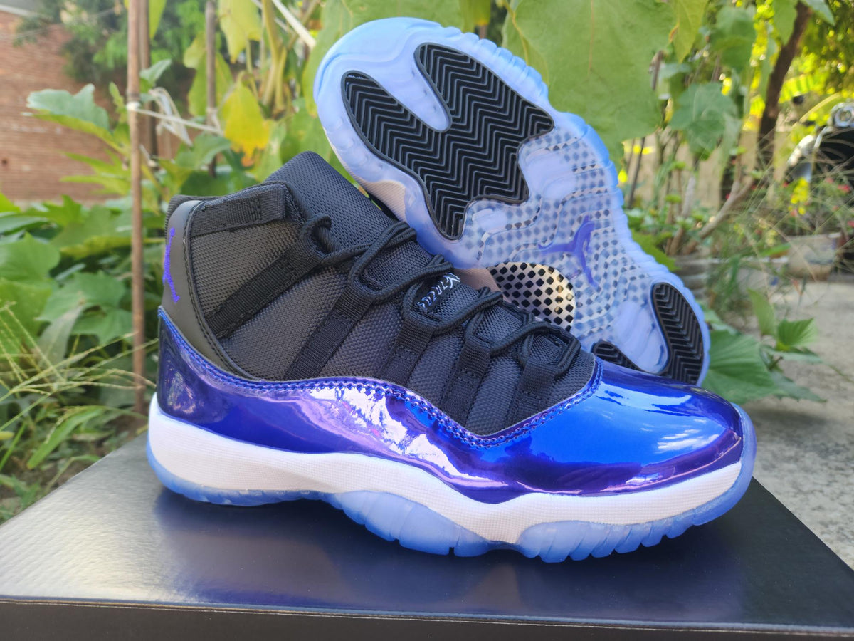Air Jordan 11 Black & Blue Sneakers
