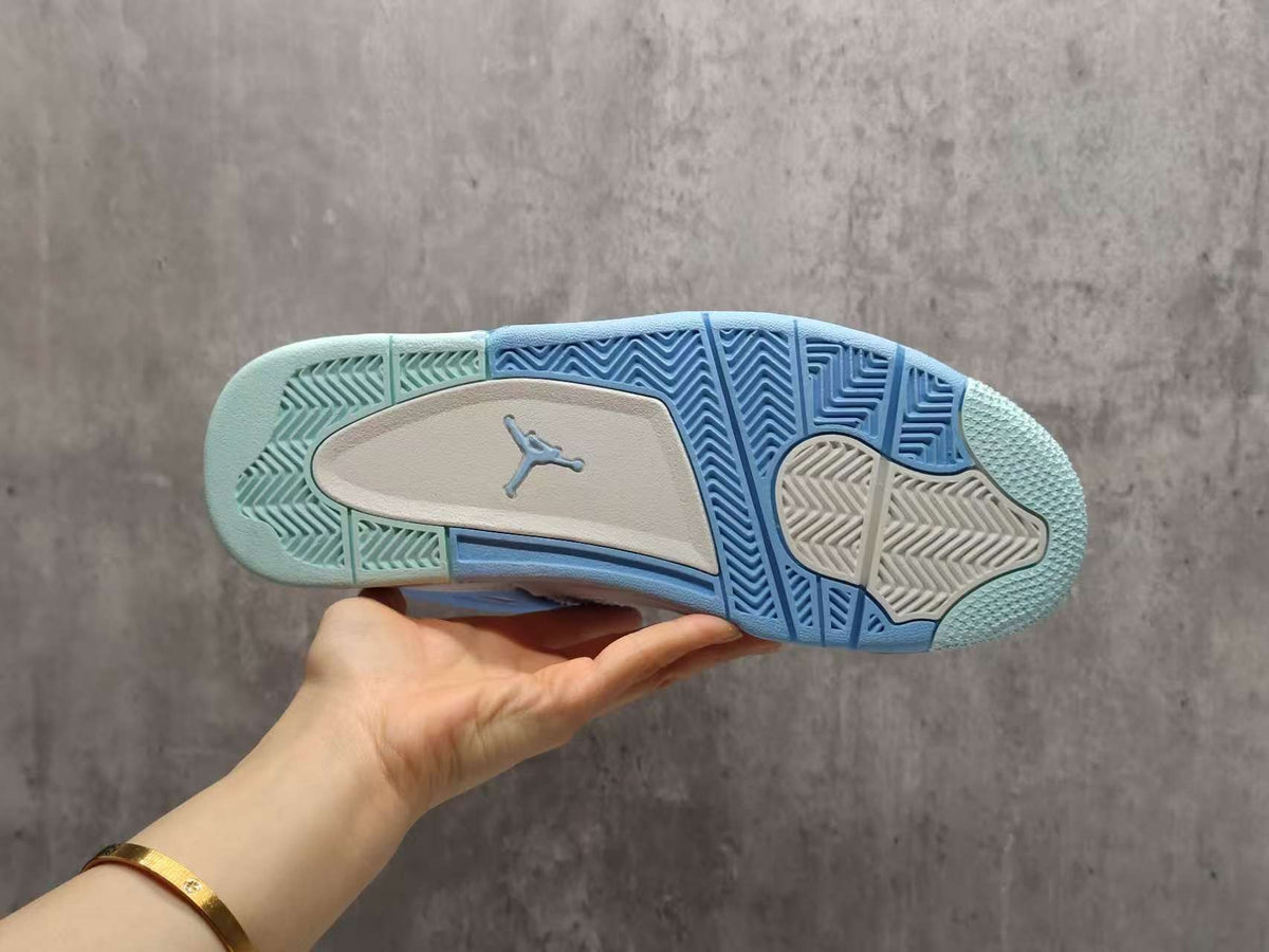 Air Jordan 4 Retro “Forget Me Not” Sneakers