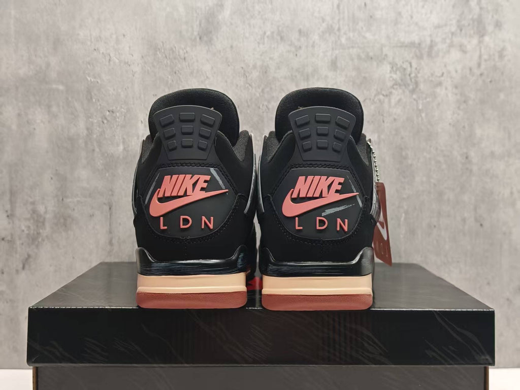 Air Jordan 4 “London” Sneakers