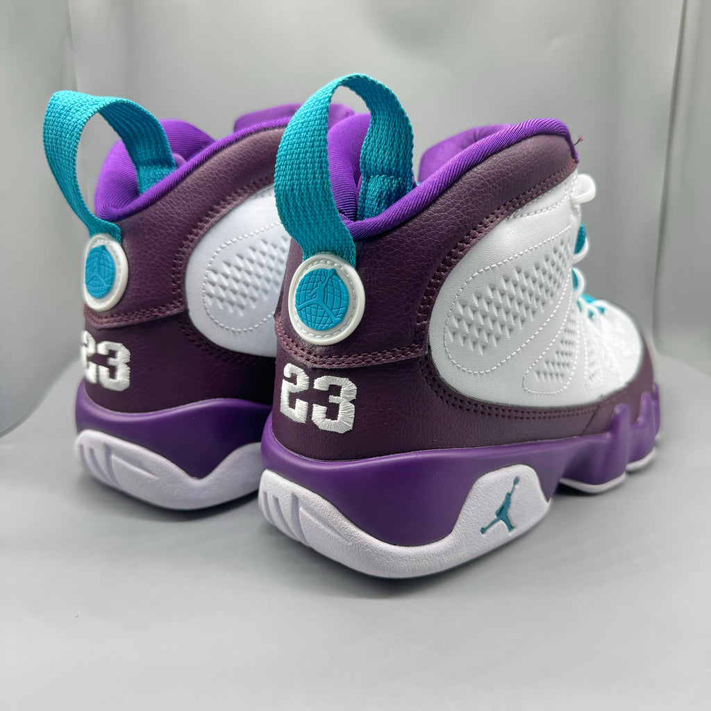 Air Jordan 9 White & Purple Sneakers