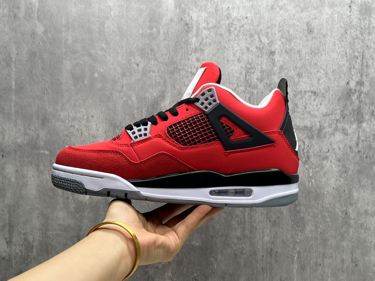 Air Jordan 4 Retro “Bulls” Sneakers