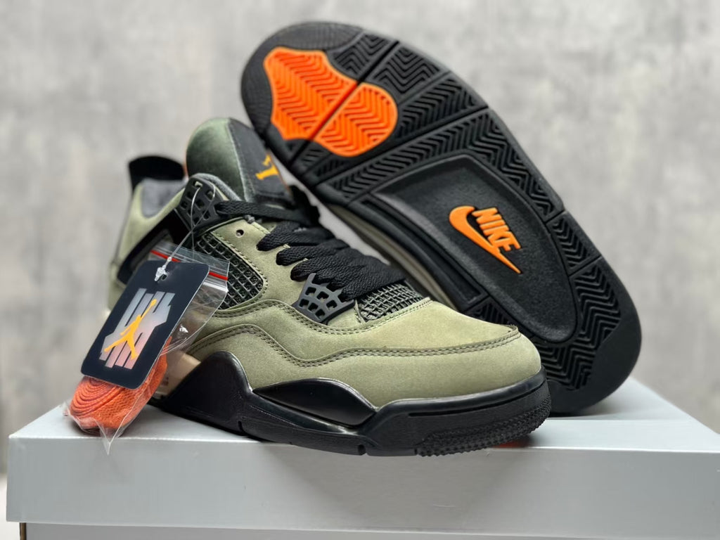 Air Jordan 4 Retro “Silk Green” Sneaker