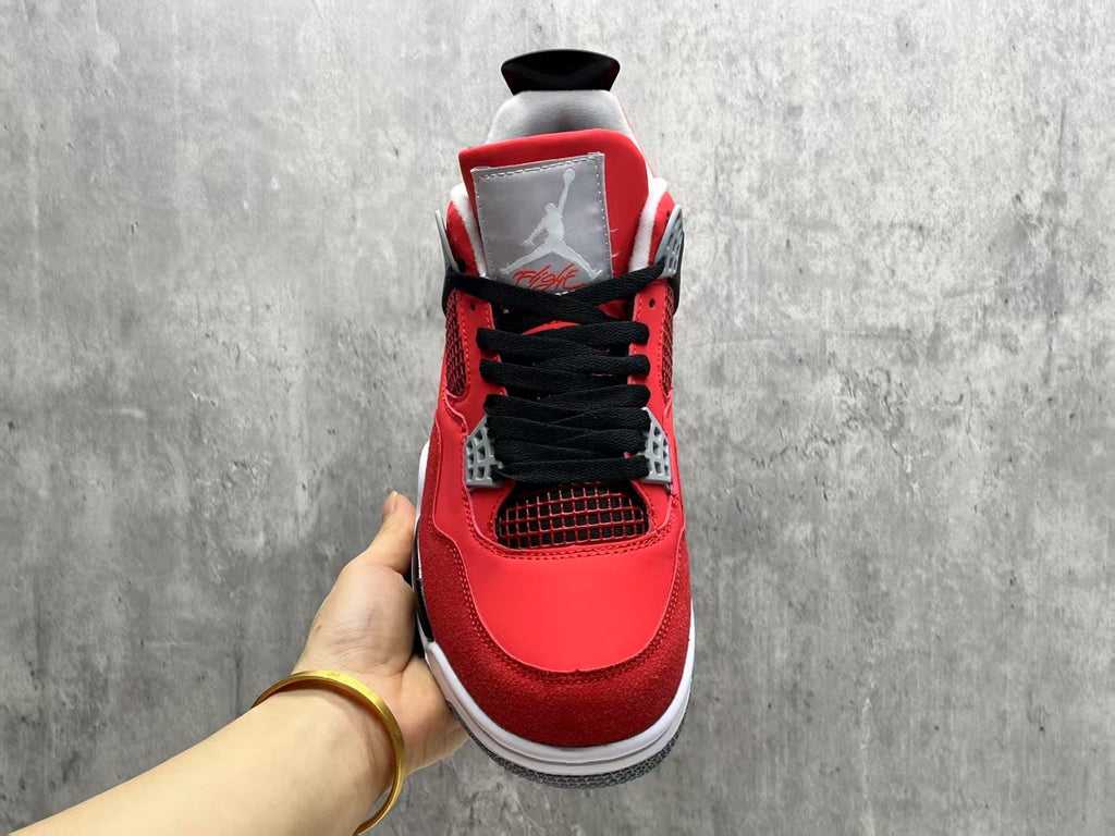Air Jordan 4 Retro “Bulls” Sneakers
