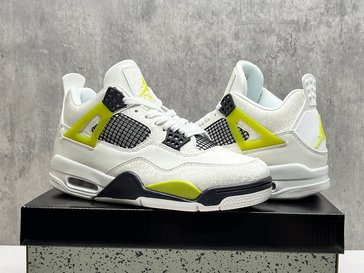 Air Jordan 4 Retro “New Colorway” Sneakers