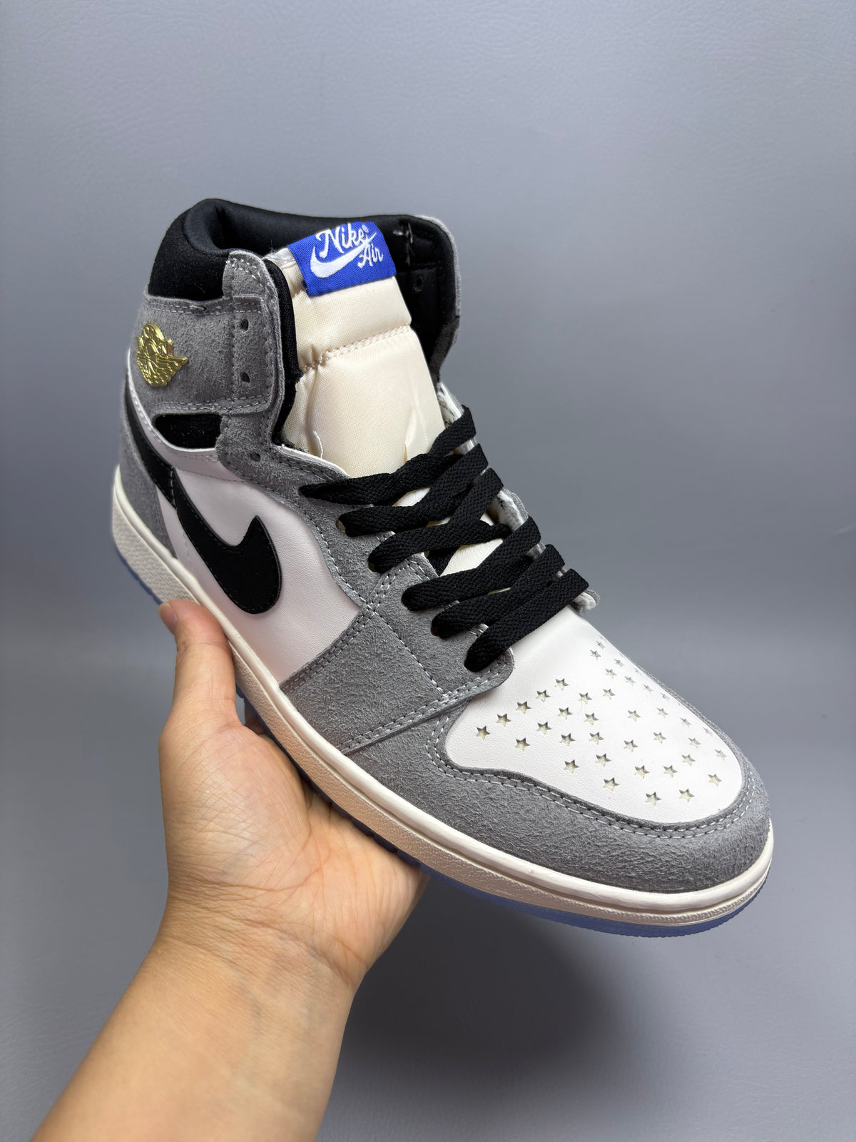 Air Jordan 1 Sneakers – Grey