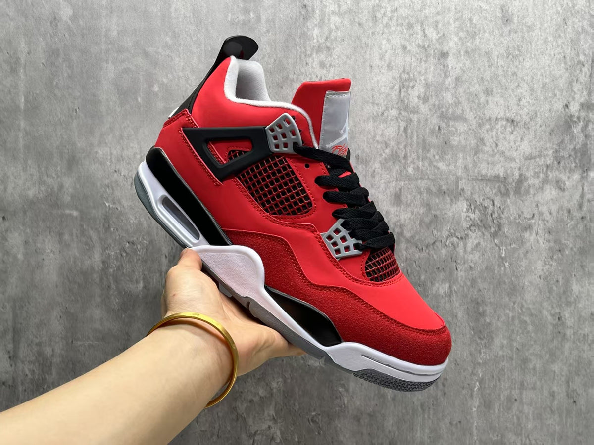 Air Jordan 4 Retro “Bulls” Sneakers