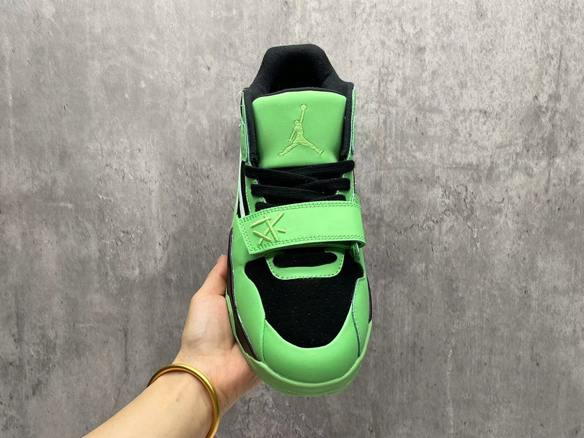 TS Sneakers – All Green