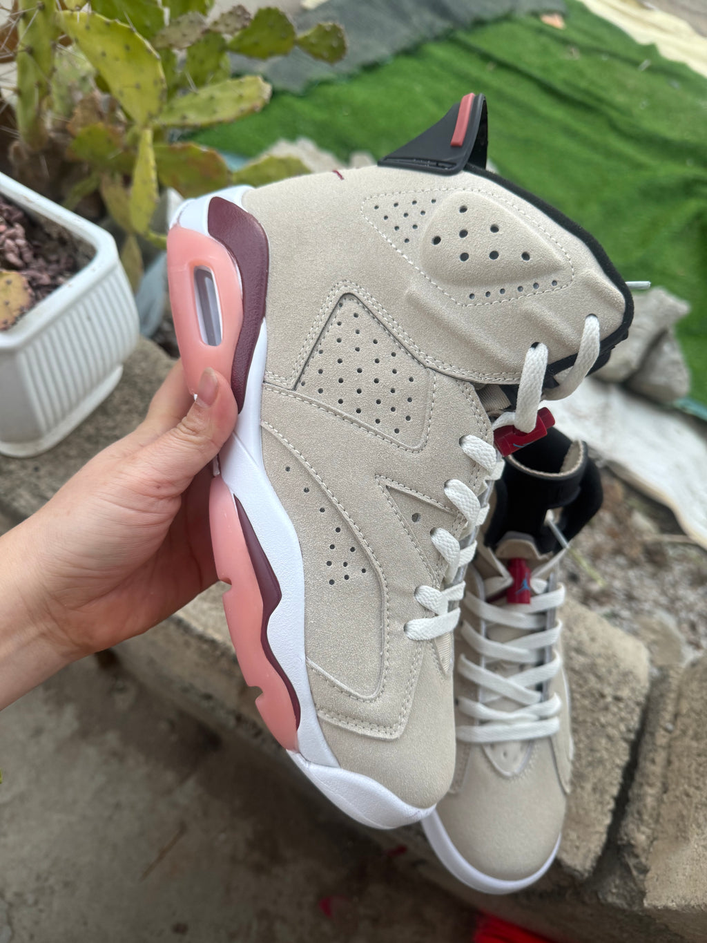 Air Jordan 6 Sneakers – Cream & Brown