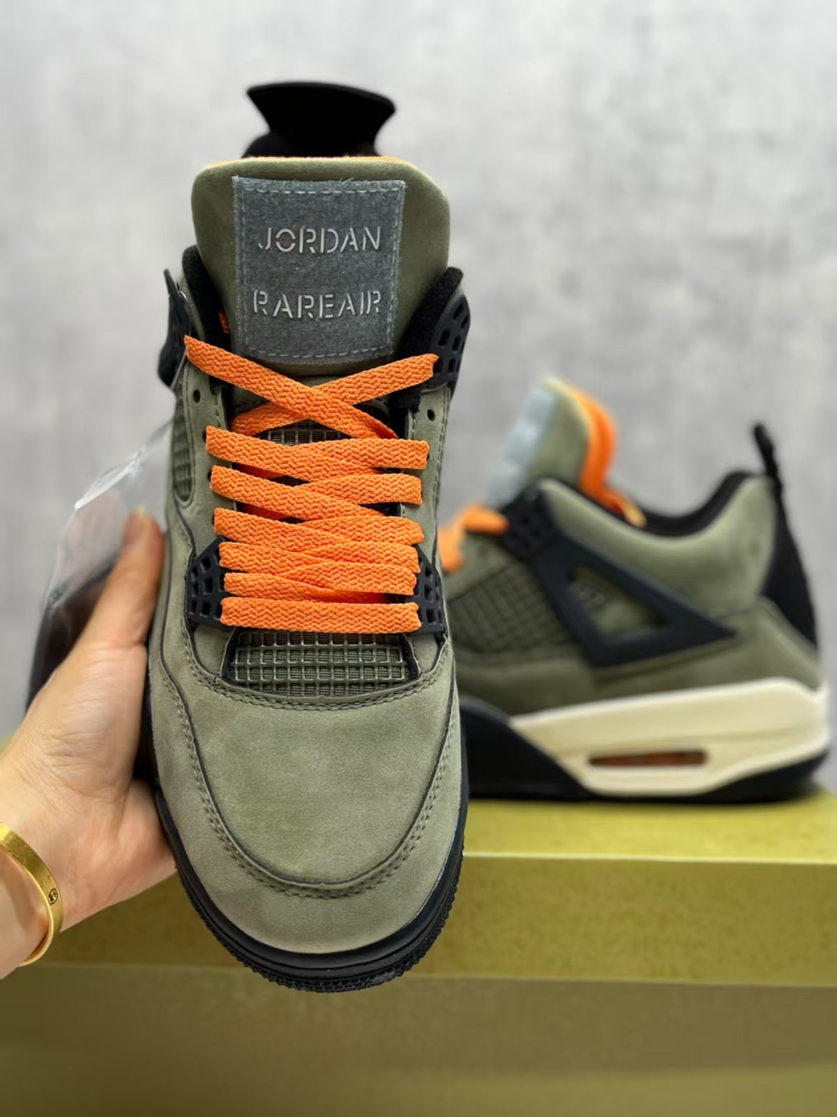 Air Jordan 4 Retro “Olive Green” Sneakers